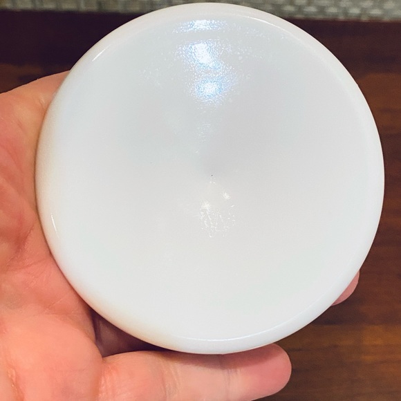 🌟HP🌟VTG 1950s Westmoreland Milk Glass Grape Pattern Compote - Picture 4 of 6